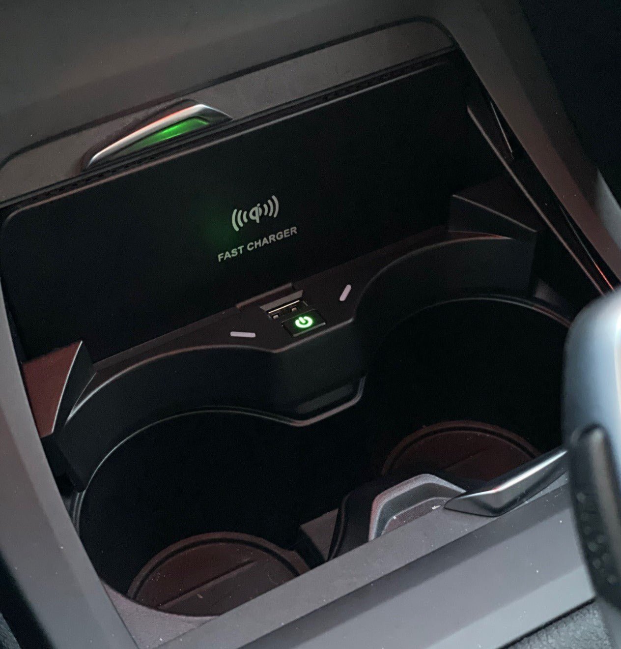 Bmw x2 wireless charging tray discount
